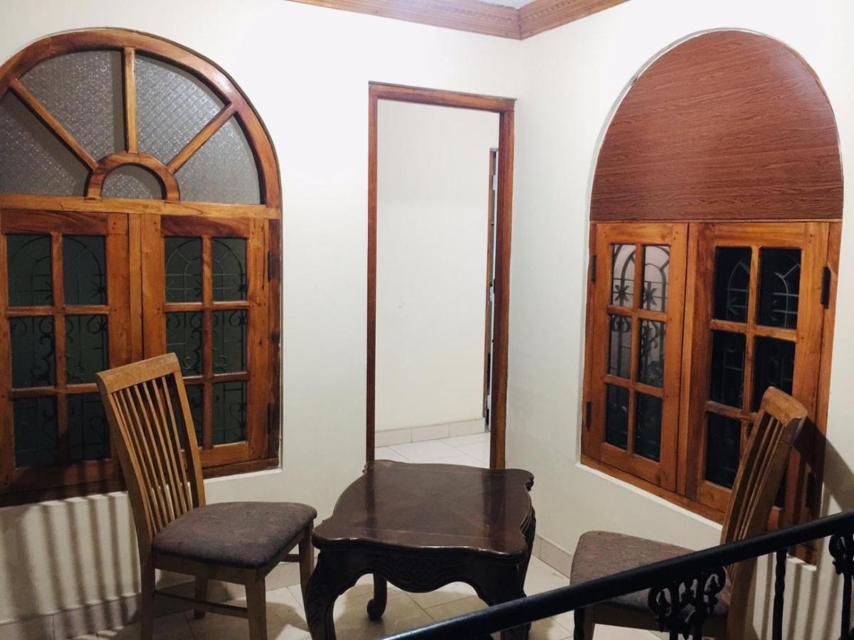 Senthil Complex Hotel Jaffna Ngoại thất bức ảnh